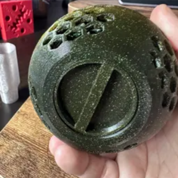 Airless Easter Egg STL file