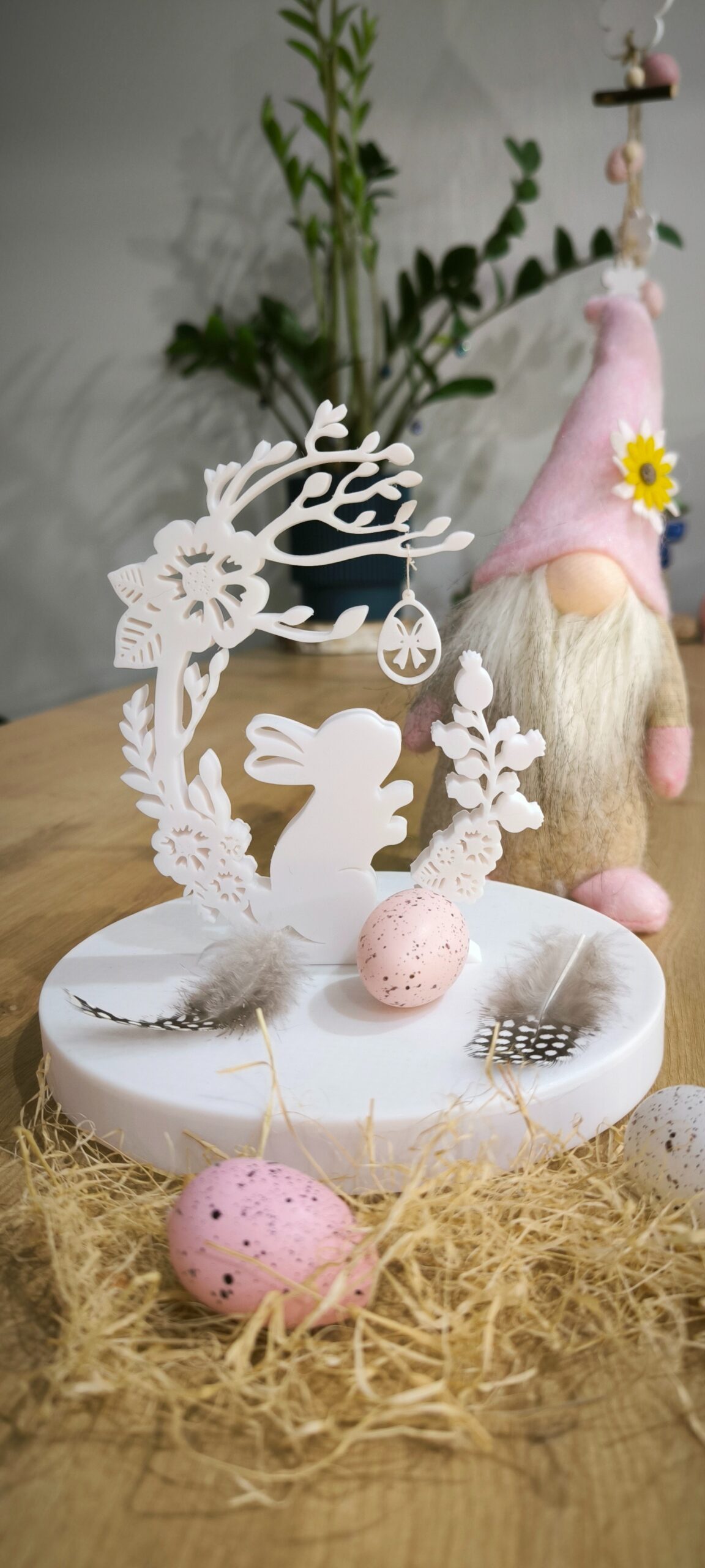 Easter Bunny with Hanging Egg Ornament STL file
